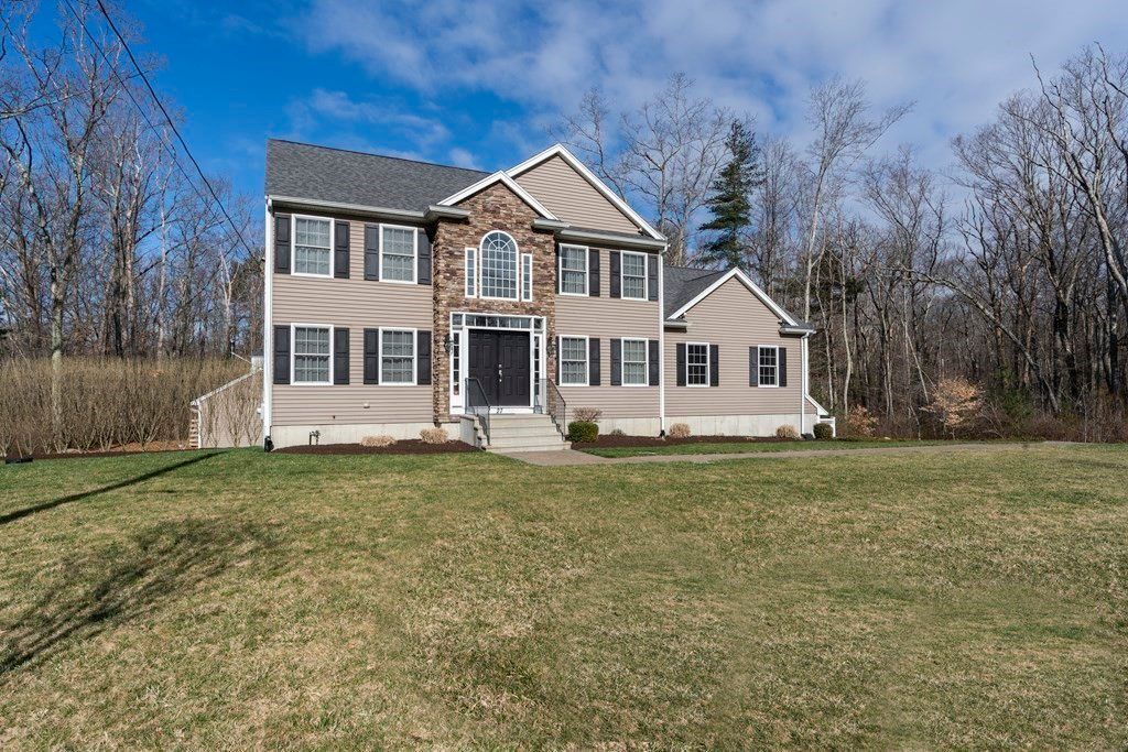 27 Springdale Ave, Attleboro, MA 02703 See Est. Value, Schools & More