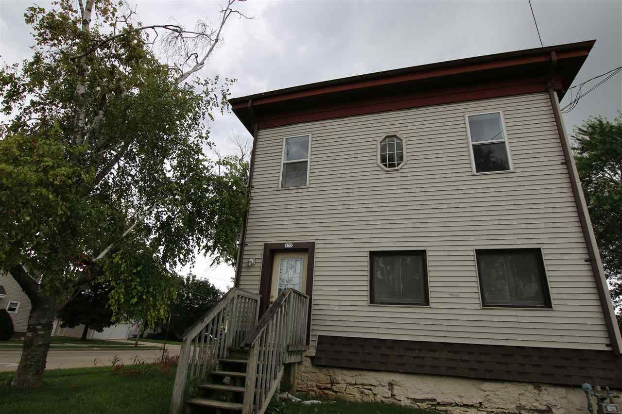 303 W 9th Ave, Oshkosh, WI 54902 Trulia