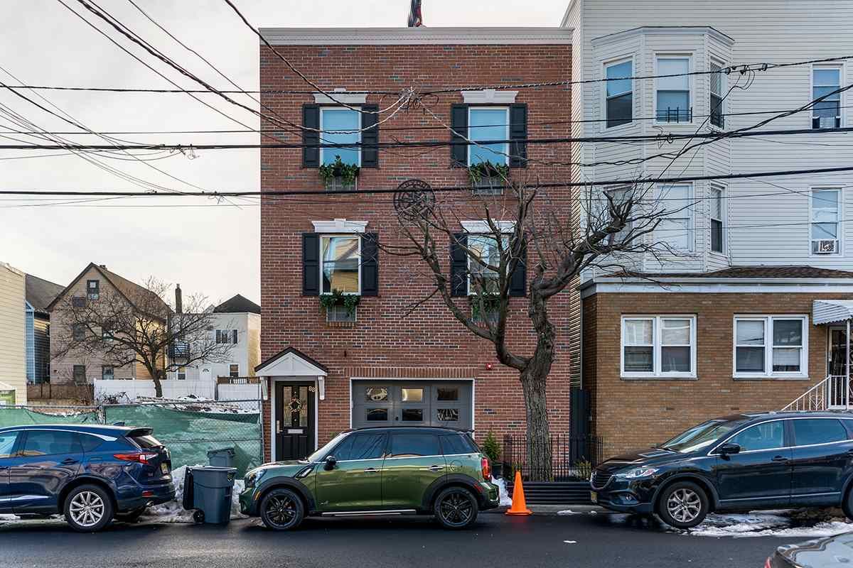 88 Andrew St 3, Bayonne, NJ 2 Bed, 1 Bath Condo 15 Photos Trulia