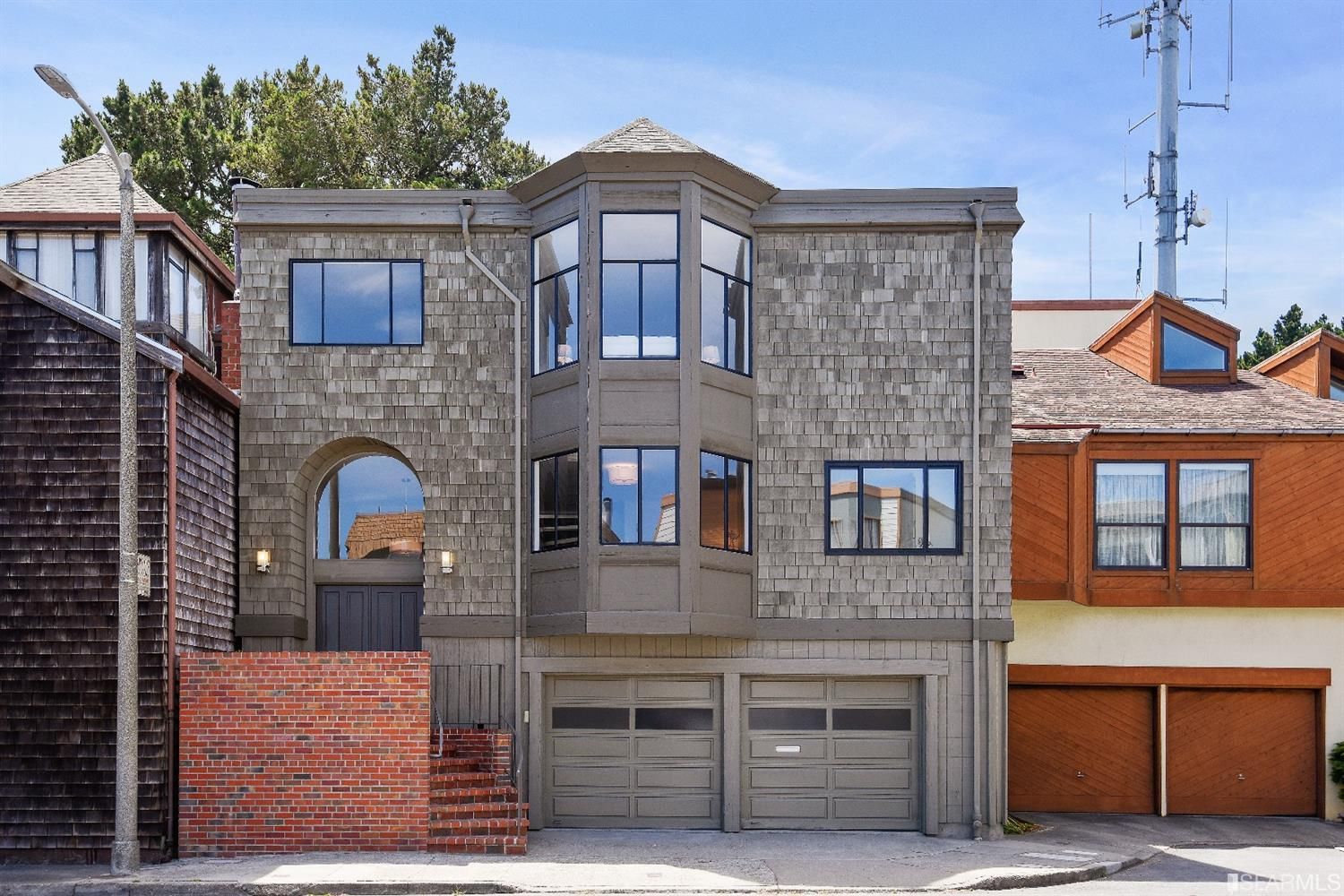 9 Gateview Ct, San Francisco, CA 4 Bed, 2 Bath SingleFamily Home