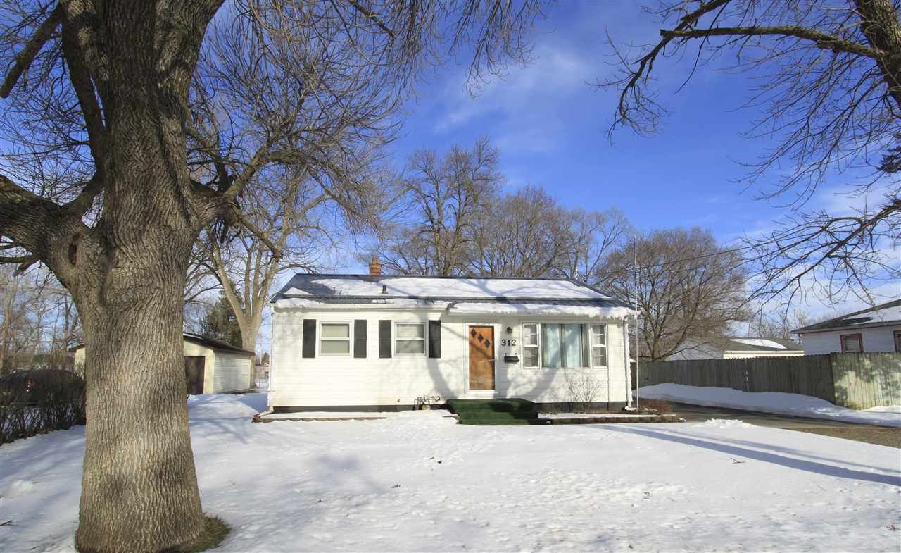 312 1st St, Washburn, IA 50702 Trulia