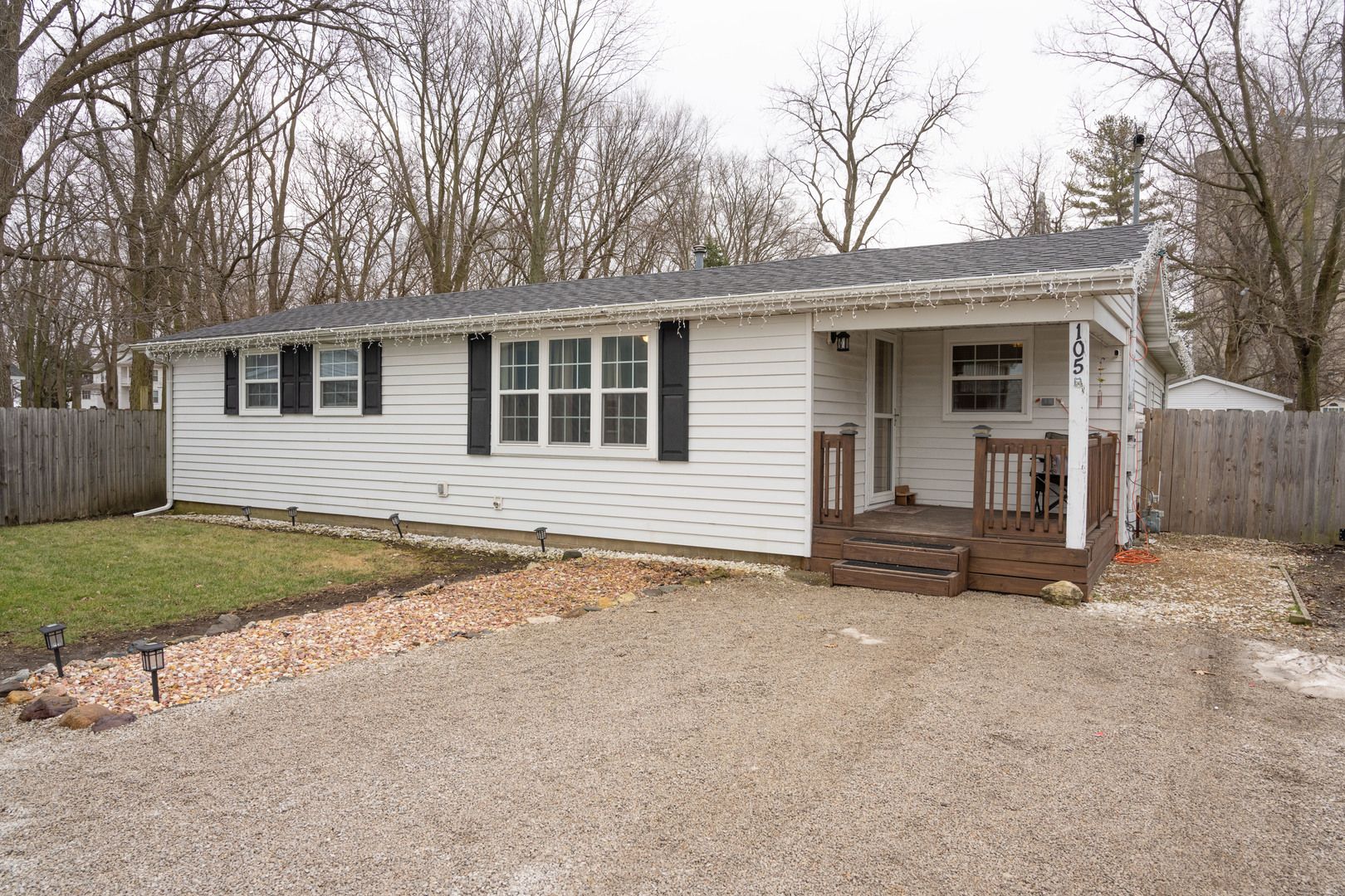 105 E Brush St, Sadorus, IL 61872 Trulia