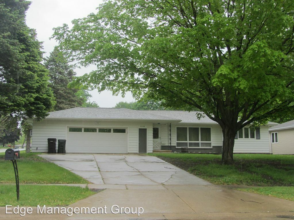 2304 Primrose Dr, Cedar Falls, IA 50613 Trulia