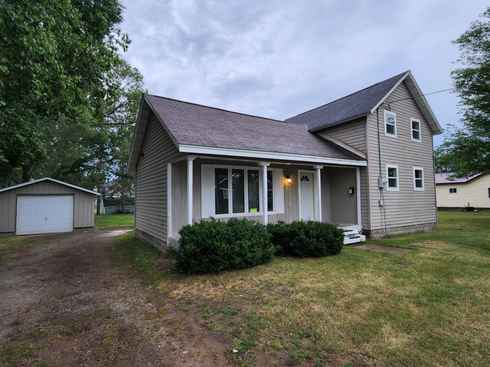 129 Mineau Ave, Oconto, WI 54153 Trulia