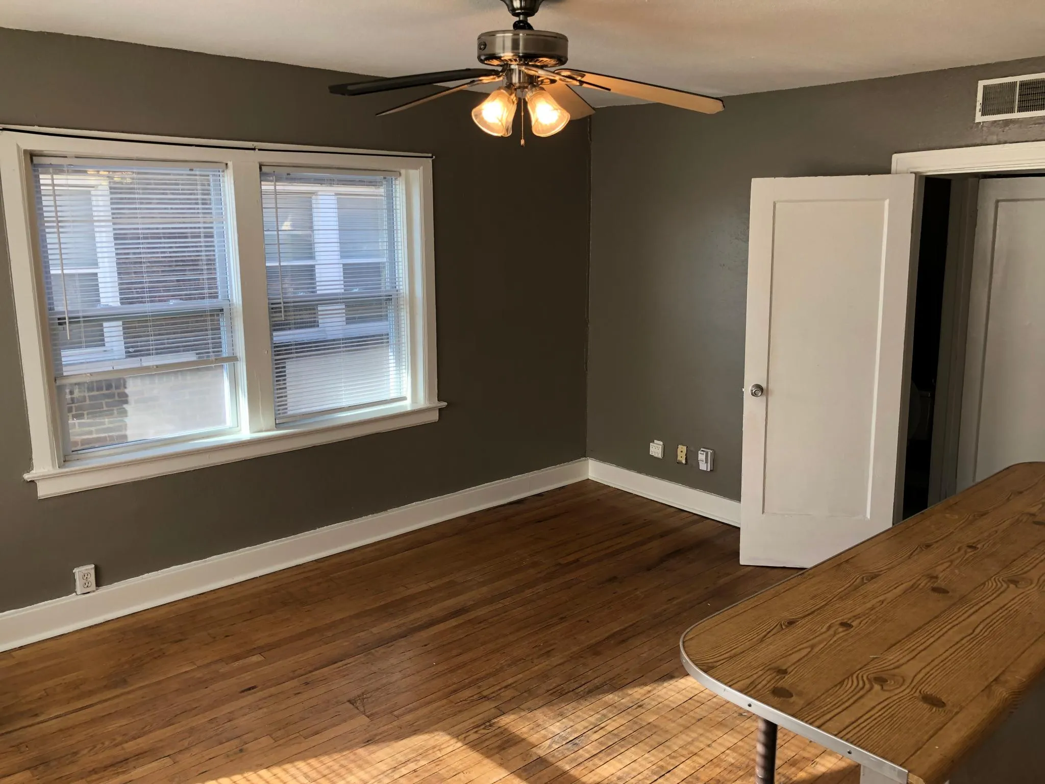 712 W 37th St Kansas City Mo Trulia