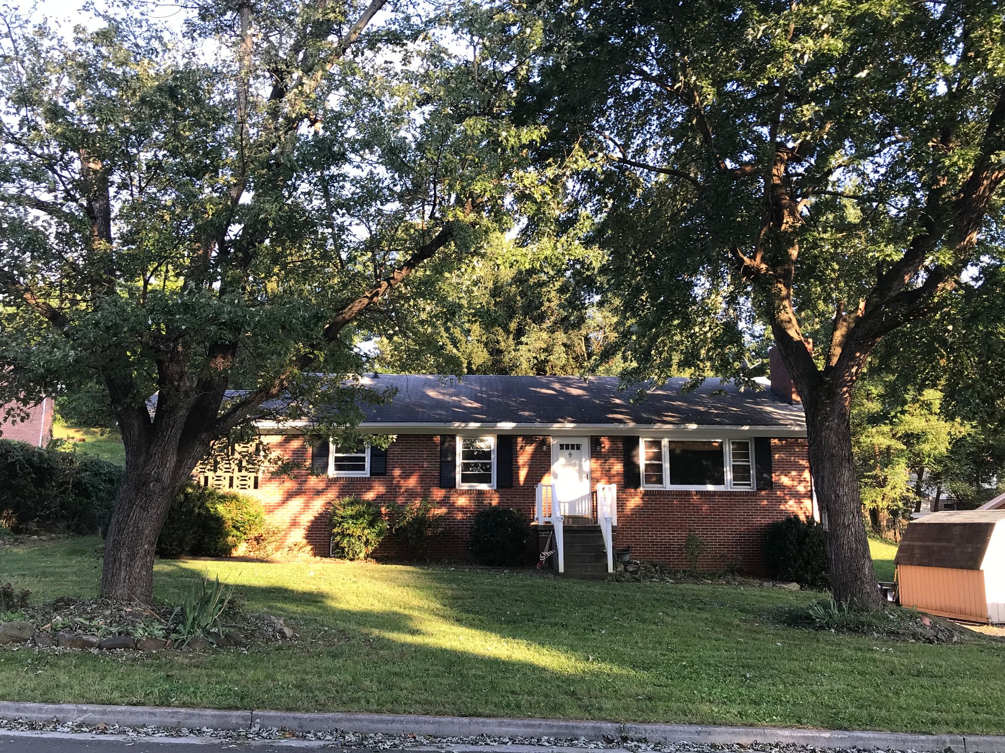 114 Jamestown Rd, Front Royal, VA 22630 Trulia