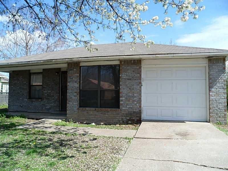 1120 Flat Rock Cir, Van Buren, AR 72956 2 Bed, 1 Bath SingleFamily