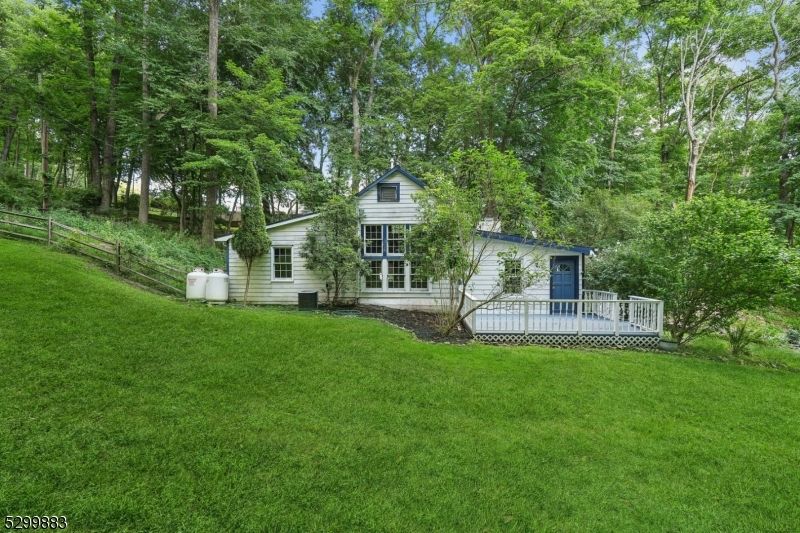 32 Frog Hollow Rd, Califon, NJ 07830 SingleFamily Home for Sale MLS