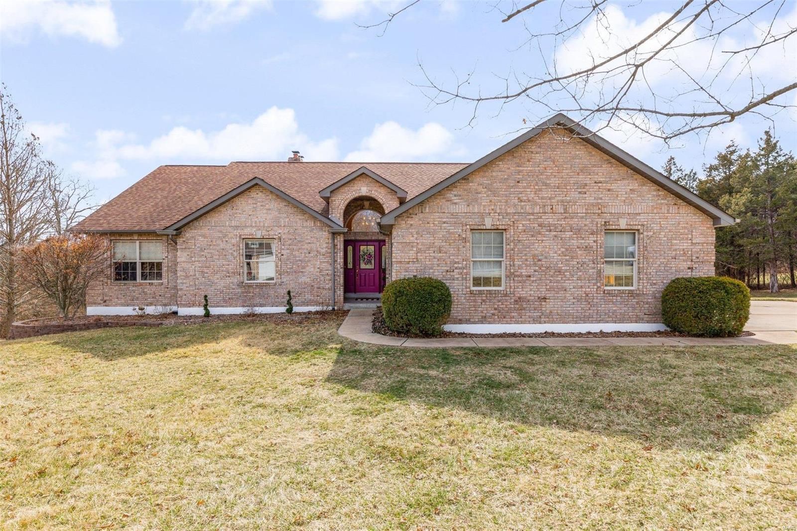 2440 Stonegate Dr, Festus, MO 63028 - See Est. Value, Schools & More