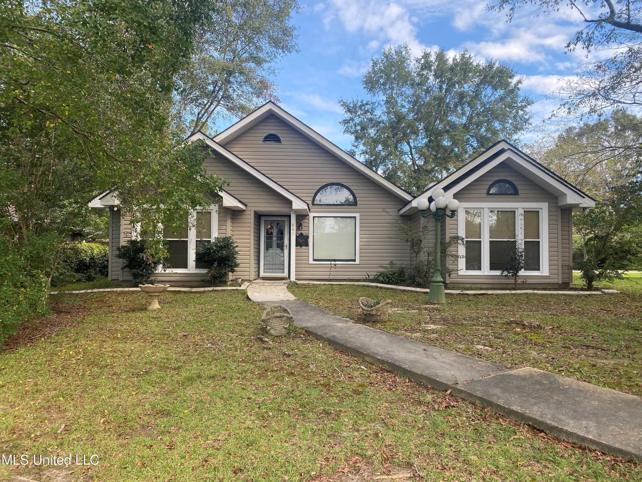 801 E Lakeshore Dr, Carriere, MS 39426 Trulia