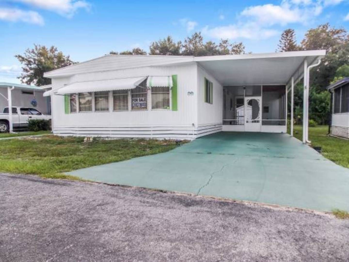 89 Misty Meadow Rd, Winter Haven, FL 2 Bed, 2 Bath