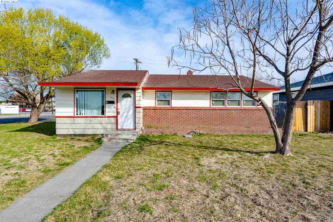 1731 W Brown St, Pasco, WA 99301 - See Est. Value, Schools & More