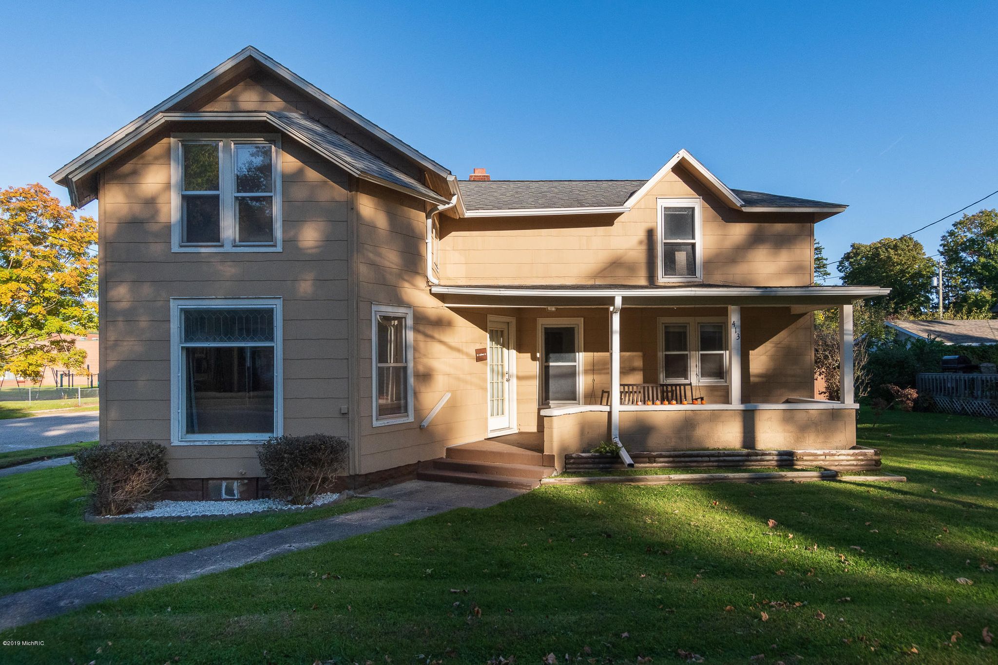 413 S Centre St, Marcellus, MI 49067 Trulia