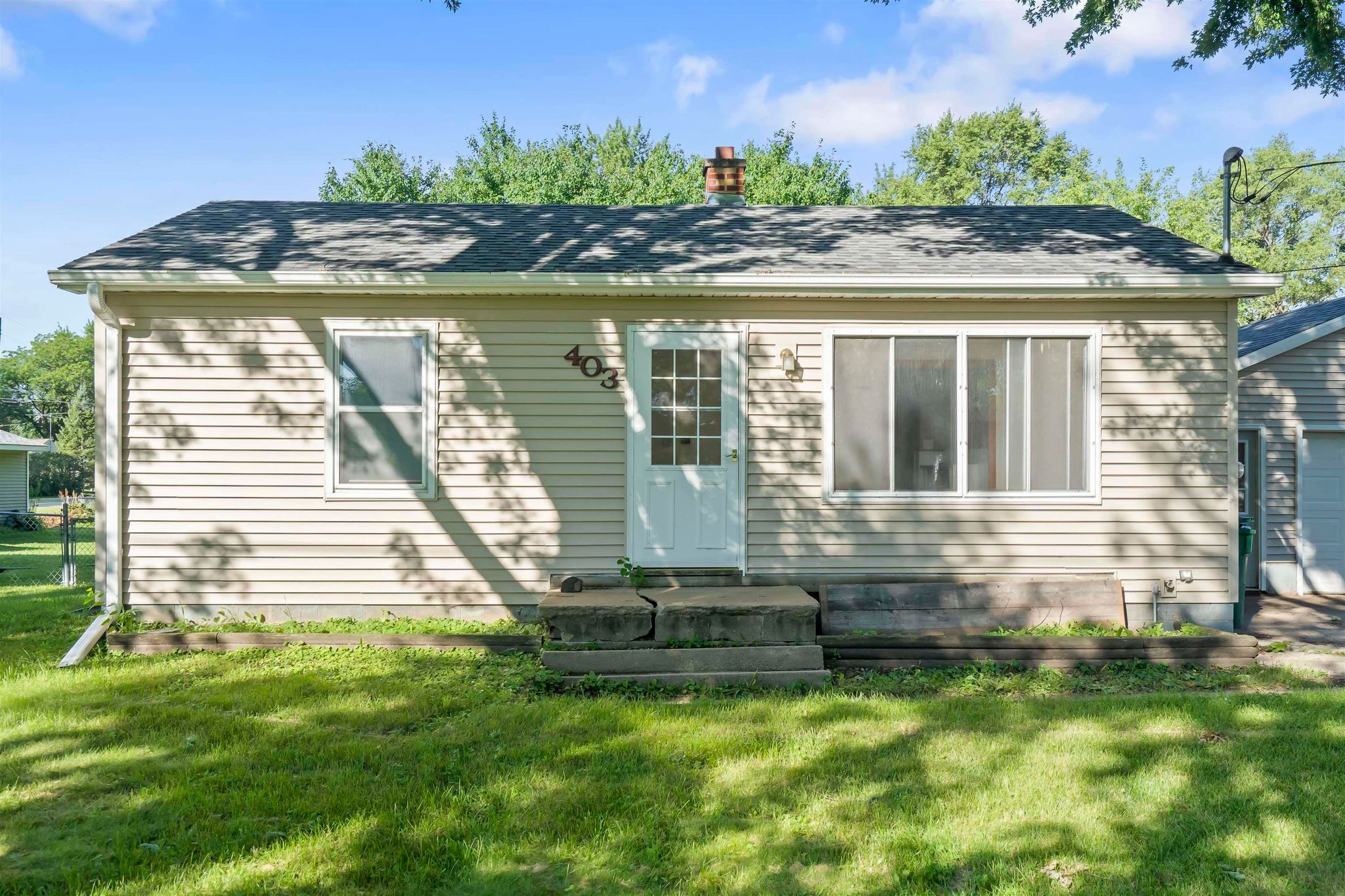 403 1st St, Washburn, IA 50702 Trulia