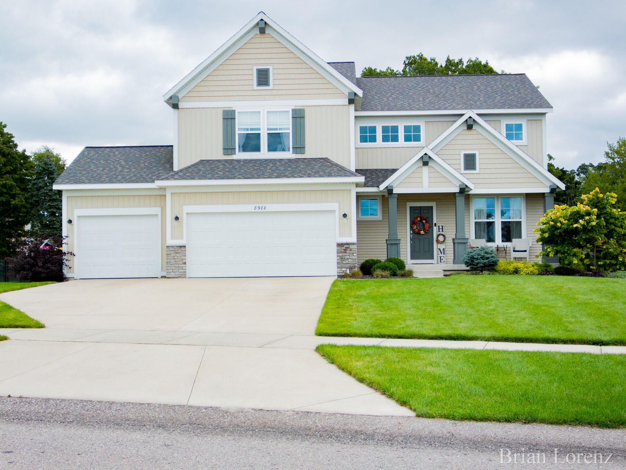 8988 Cedar Lake Dr, Jenison, MI 49428 Trulia