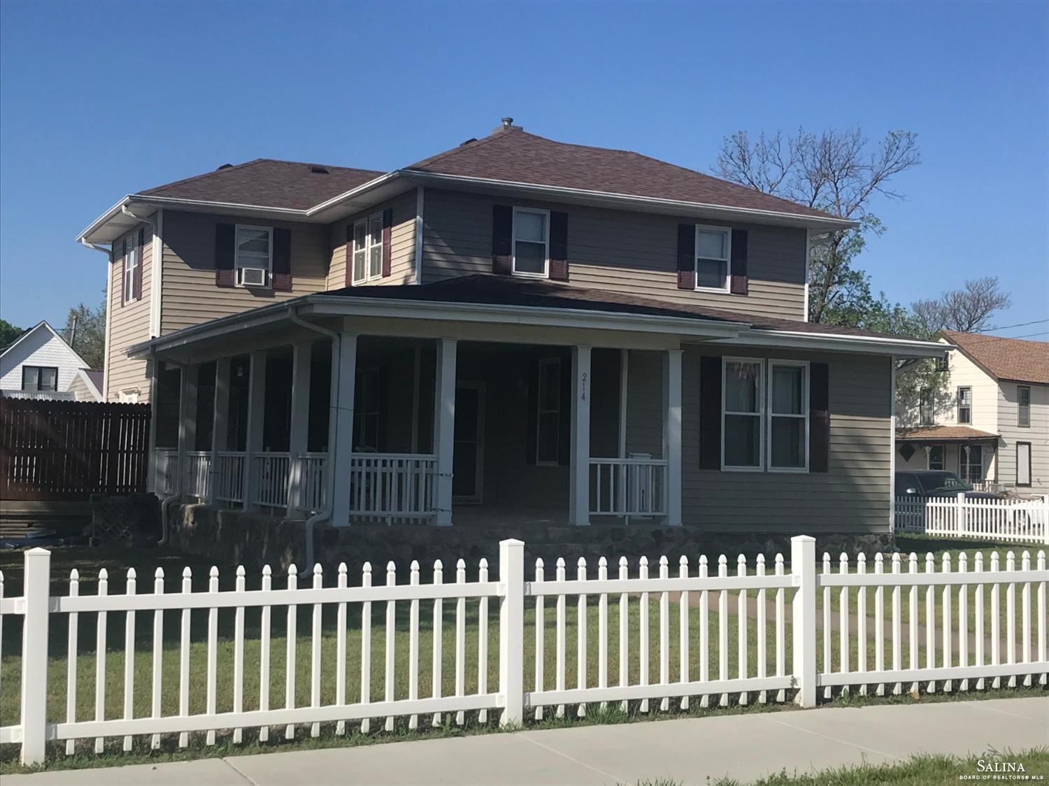 214 W 3rd St, Ellsworth, KS 67439 Trulia