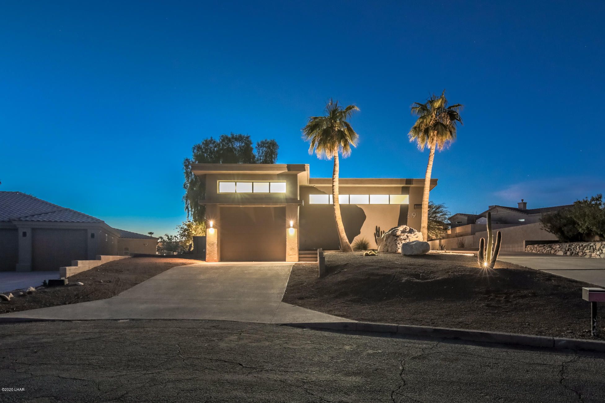 2191 Littler Ln, Lake Havasu City, AZ 4 Bed, 4 Bath