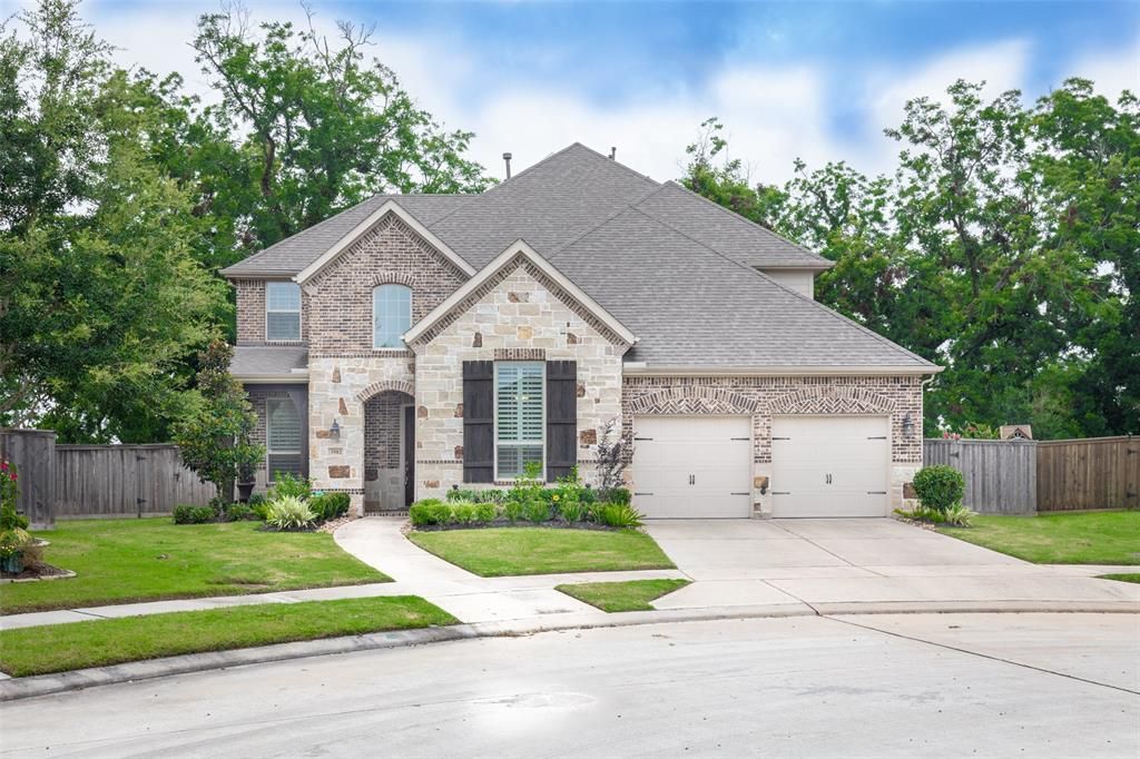 3902 Pebble Heights Ln, Sugar Land, TX 77479 5 Bed, 6