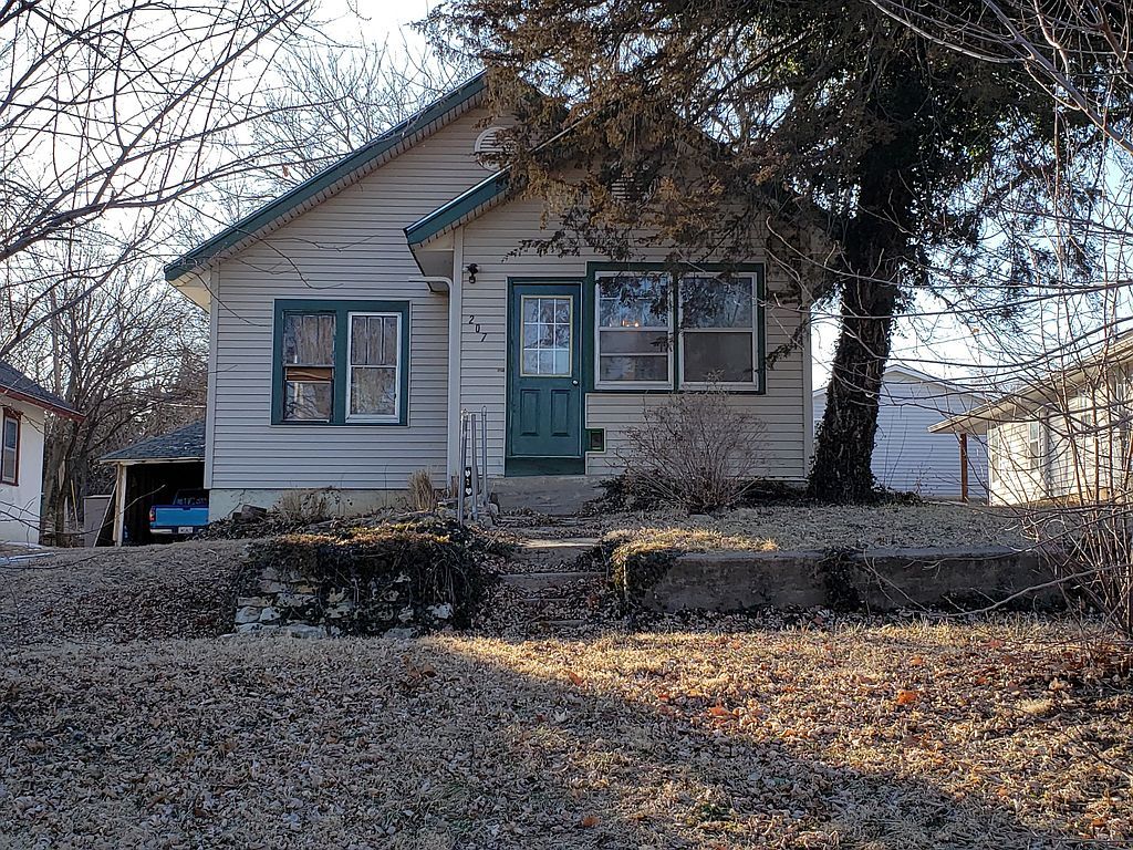 207 Elm St, Wakefield, KS 67487 Trulia