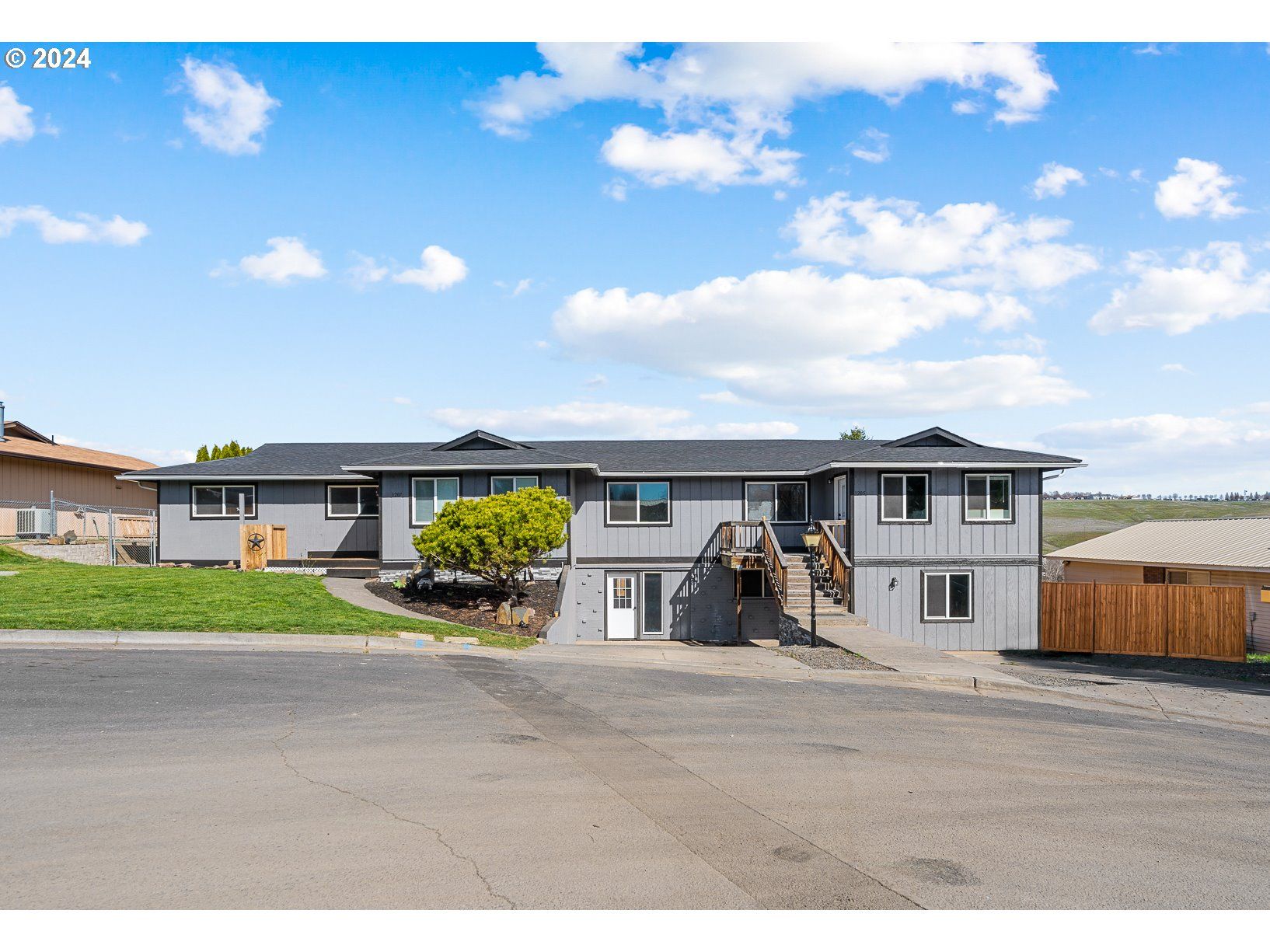 1205 SW Zeta Ct Pendleton OR 97801 See Est Value Schools More