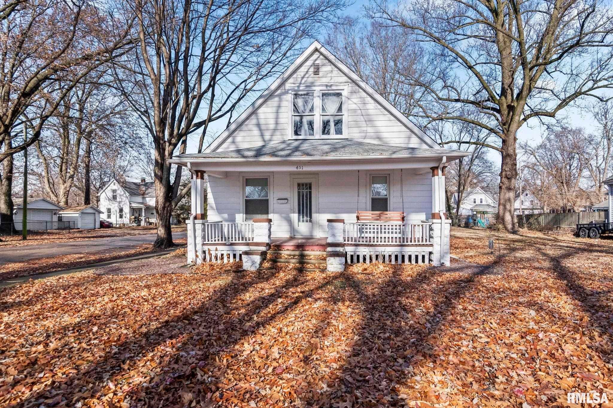 451 W Vine St, Springfield, IL 62704 - See Est. Value, Schools & More