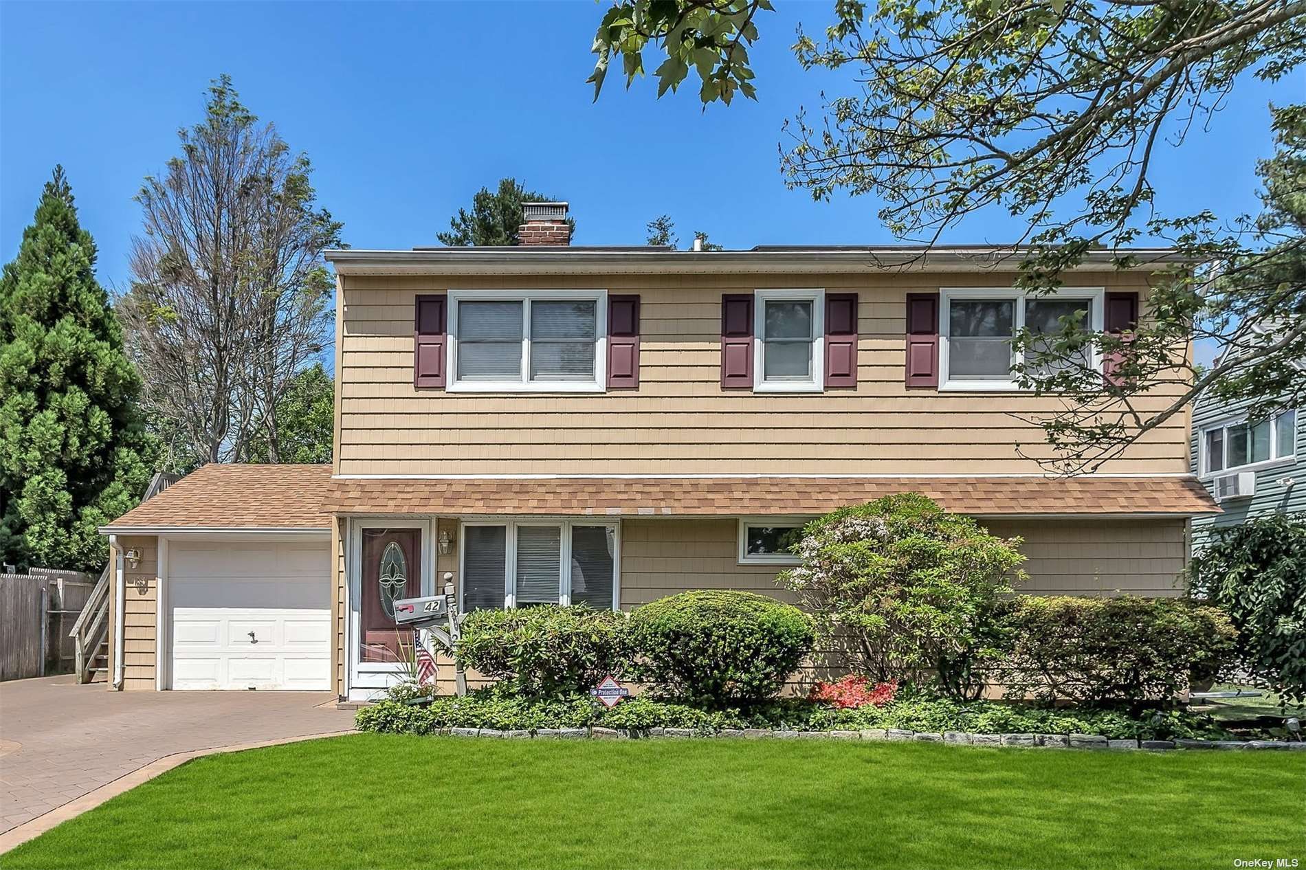 42 Fireplace Lane, Hicksville, NY 11801 Trulia