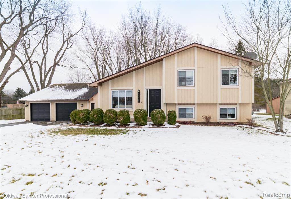 5025 Pine Knob Trl, Clarkston, MI 48346 Trulia