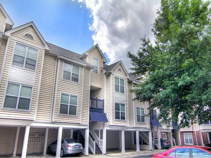 509 N Graham St 3C, Charlotte, NC 2 Bed, 2 Bath Townhouse 26
