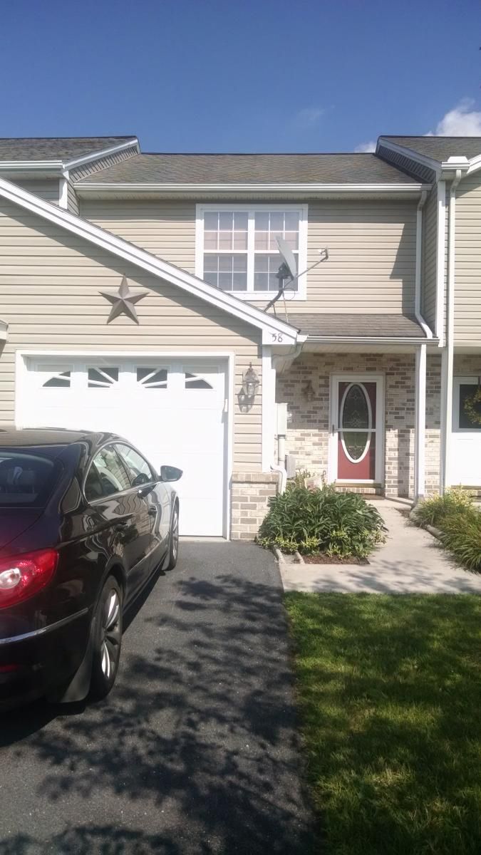 58 Clemens Dr, Dillsburg, PA 2 Bed, 2.5 Bath Townhouse 17 Photos