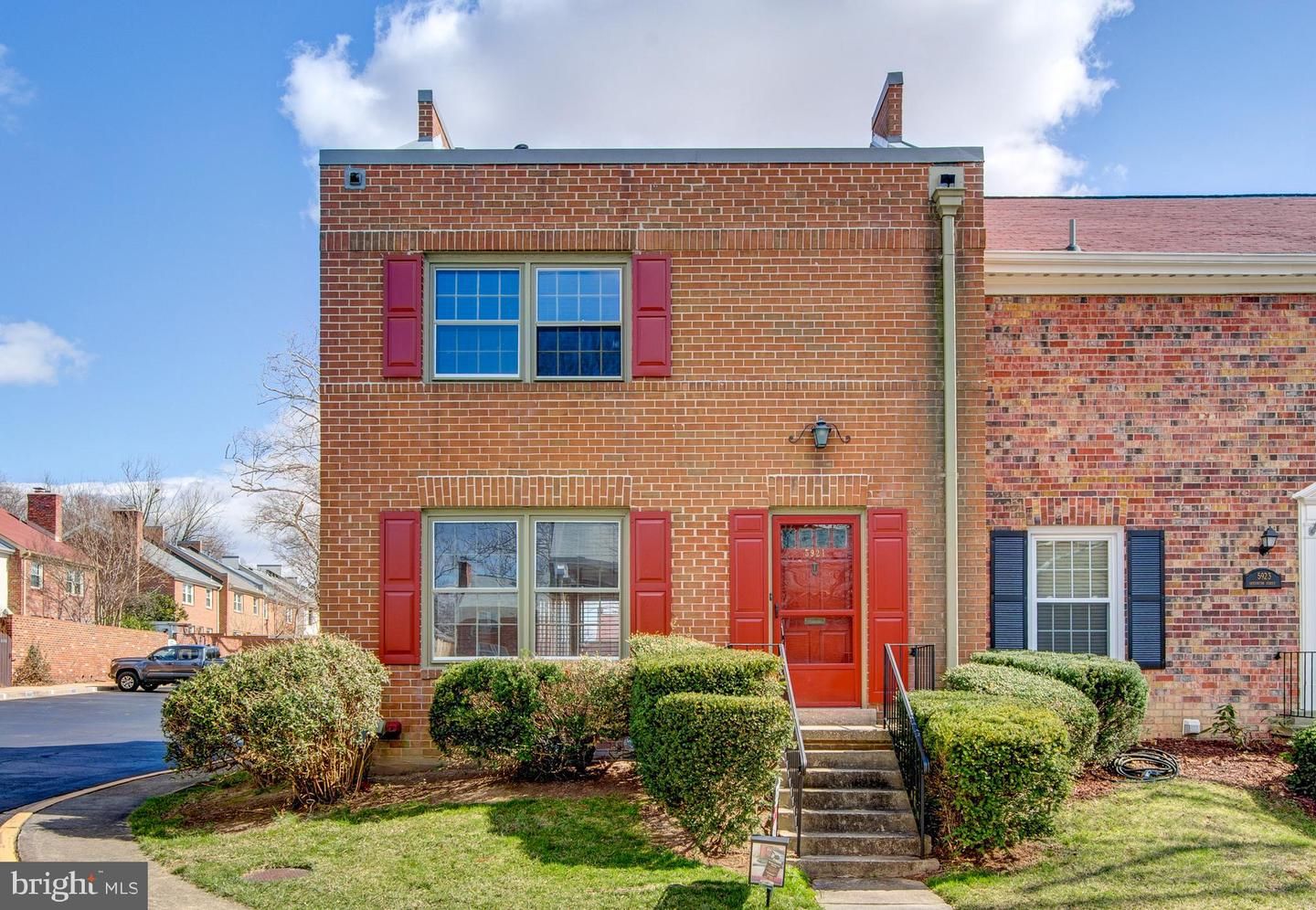 5921 Queenston St, Springfield, VA 22152 Trulia