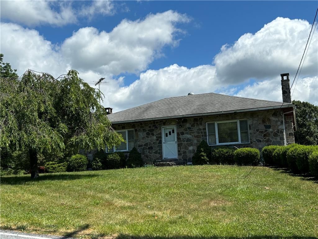 2324 Lake Minsi Dr, Bangor, PA 18013 MLS 741090 Trulia