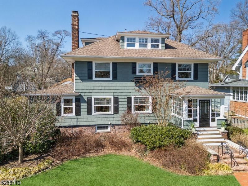 85 Maplewood Ave Maplewood NJ 07040 See Est Value Schools More