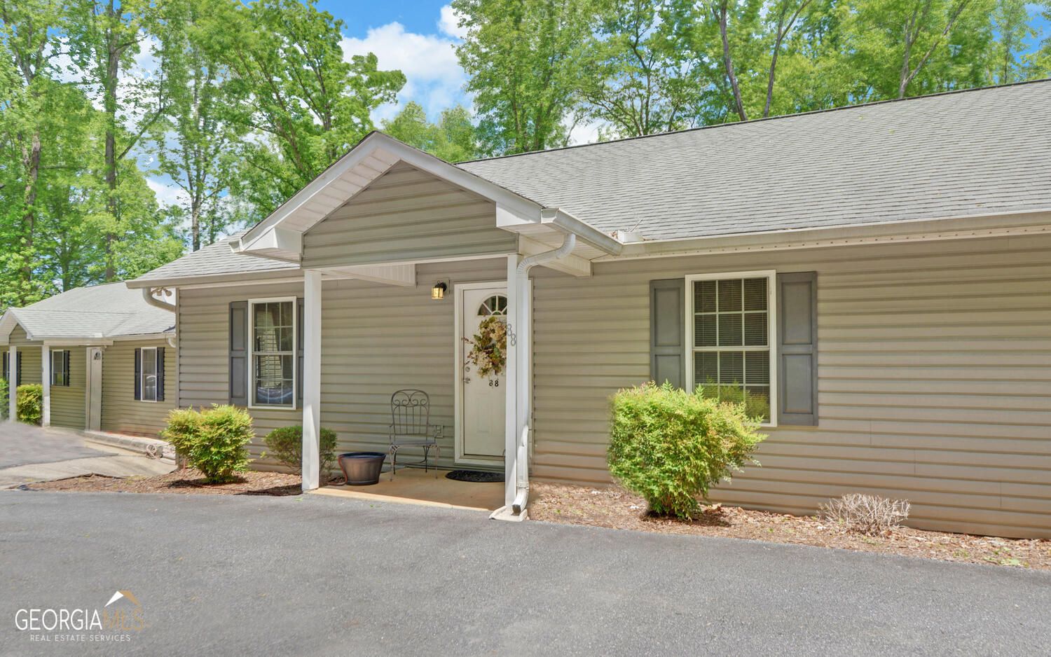 56 Hickory Ct, Toccoa, GA 30577 - See Est. Value, Schools & More