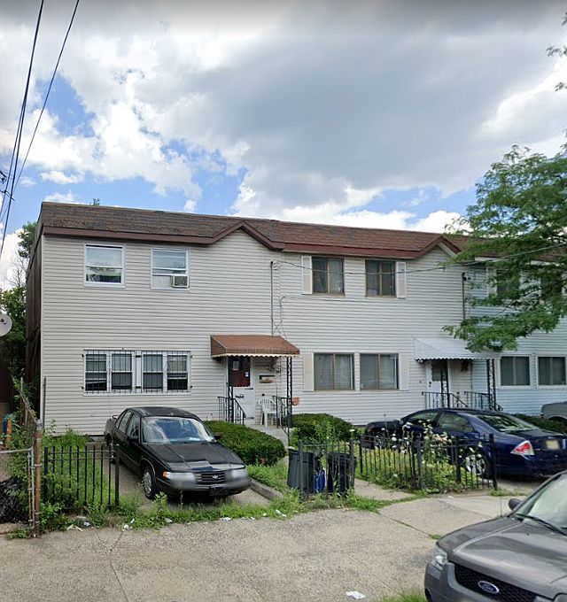 124 Kearney Ave, Jersey City, NJ 3 Bed, 3 Bath SingleFamily Home 4