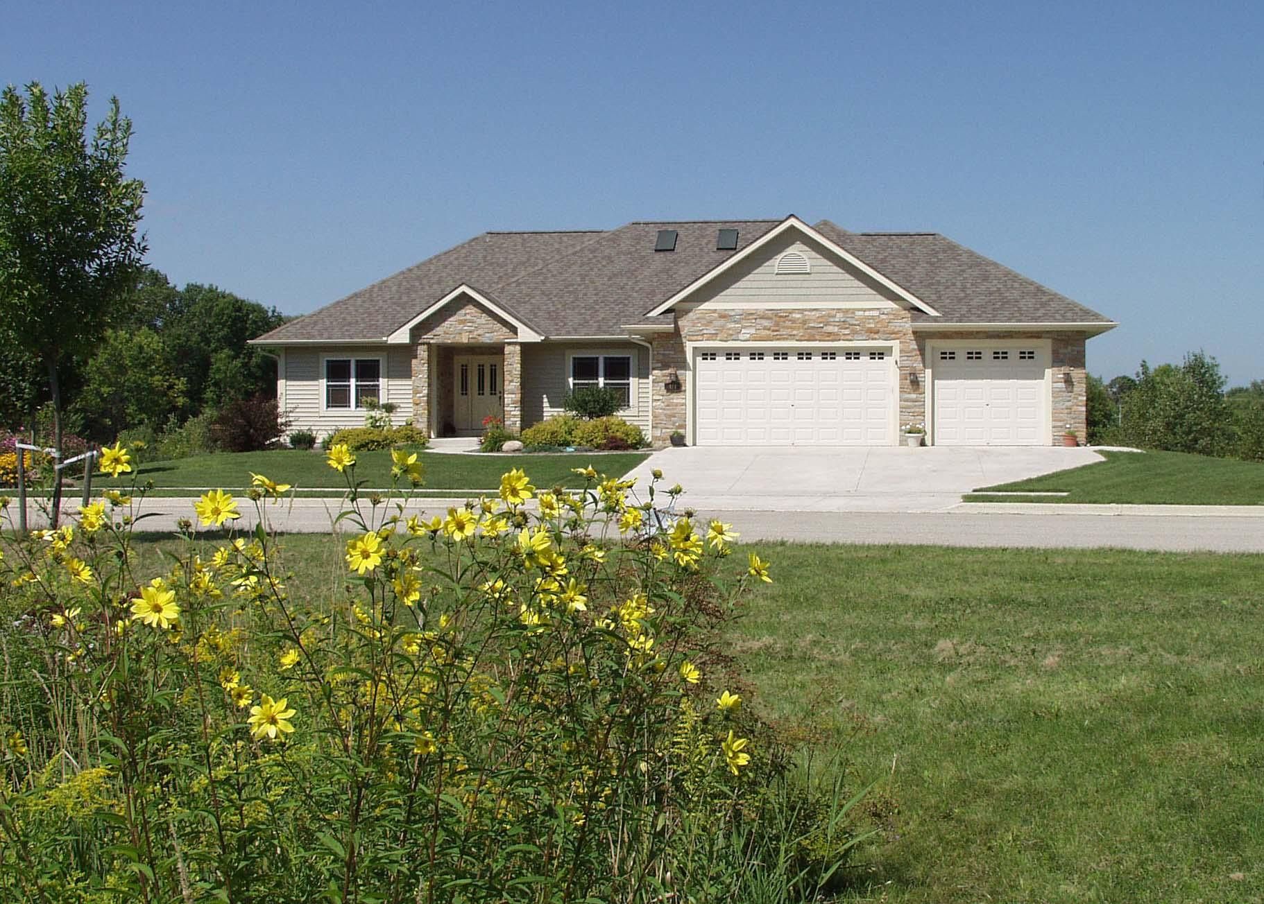 411 Stoney Creek Ct, Fredonia, WI 53021 Trulia