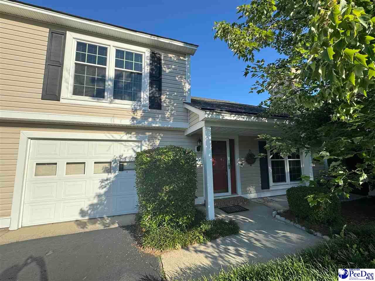 New listing alert ⛳ Located on the 1st hole of Fairwood ... - Facebook - Personal-Perfect-Green-Place-Offered